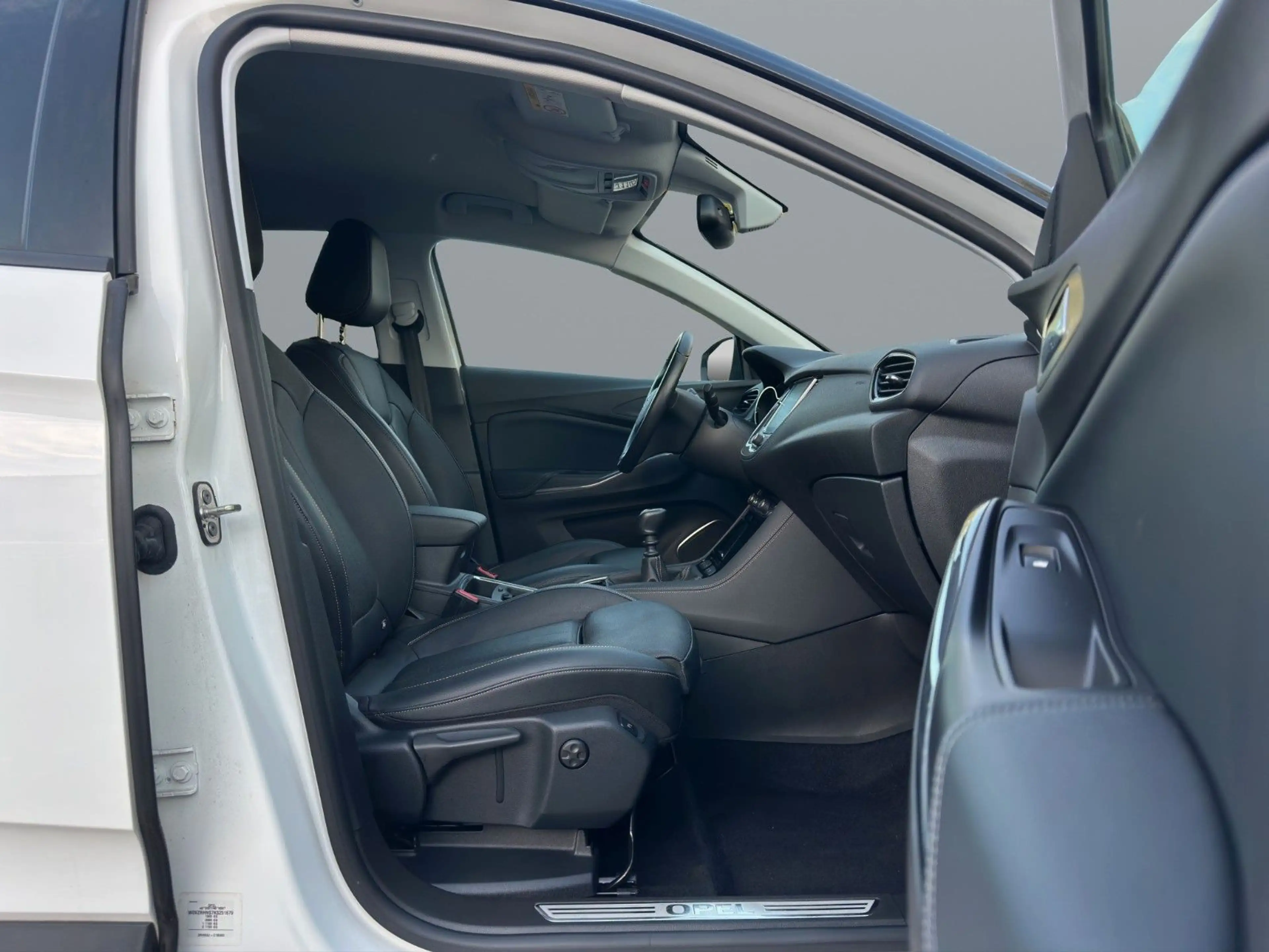 Opel Grandland X Premium "Ultimate" Voll-LED/Leder — photo 24