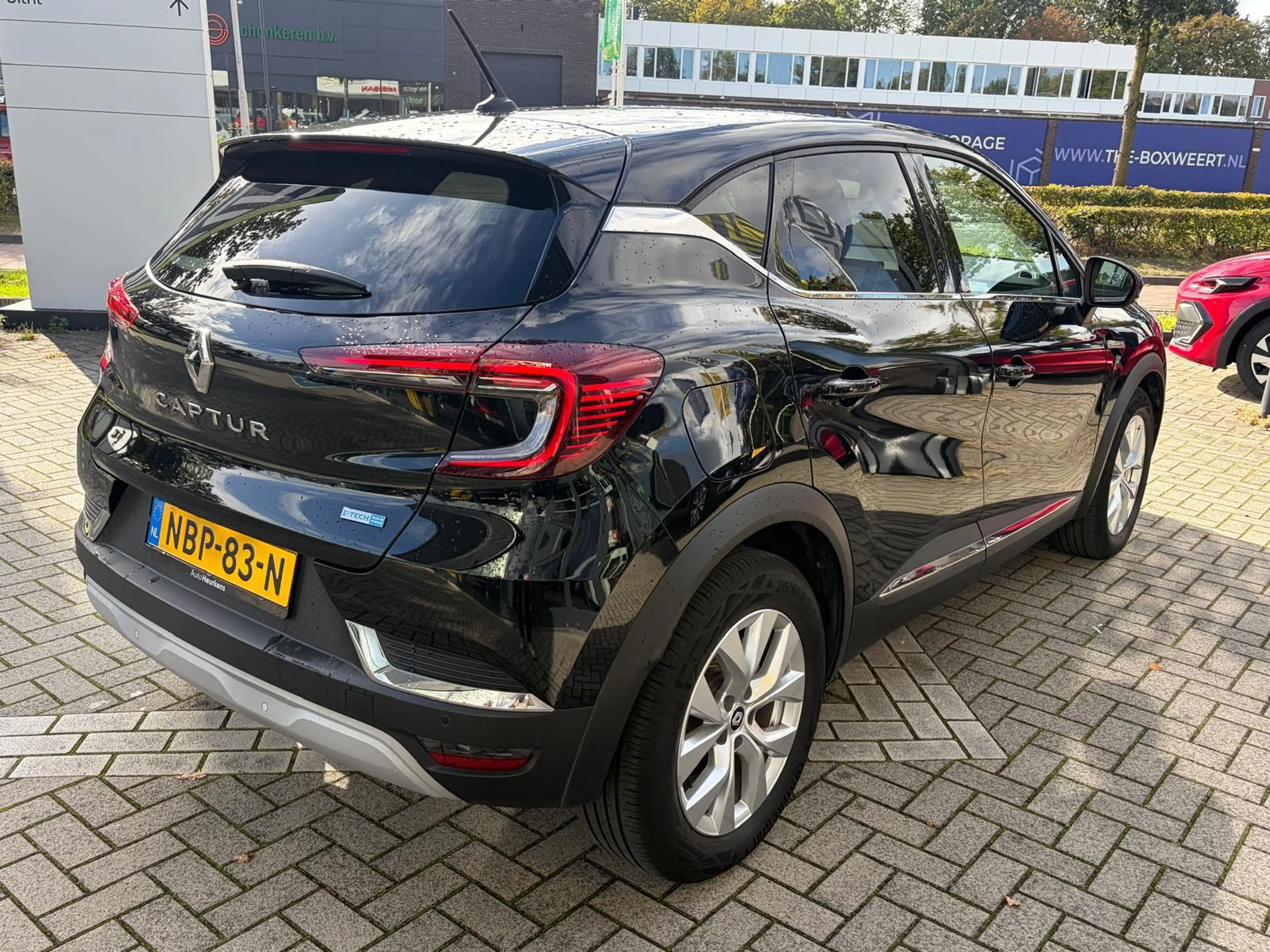 Renault Captur E-Tech plug-in hybrid 160 techno | — photo 4