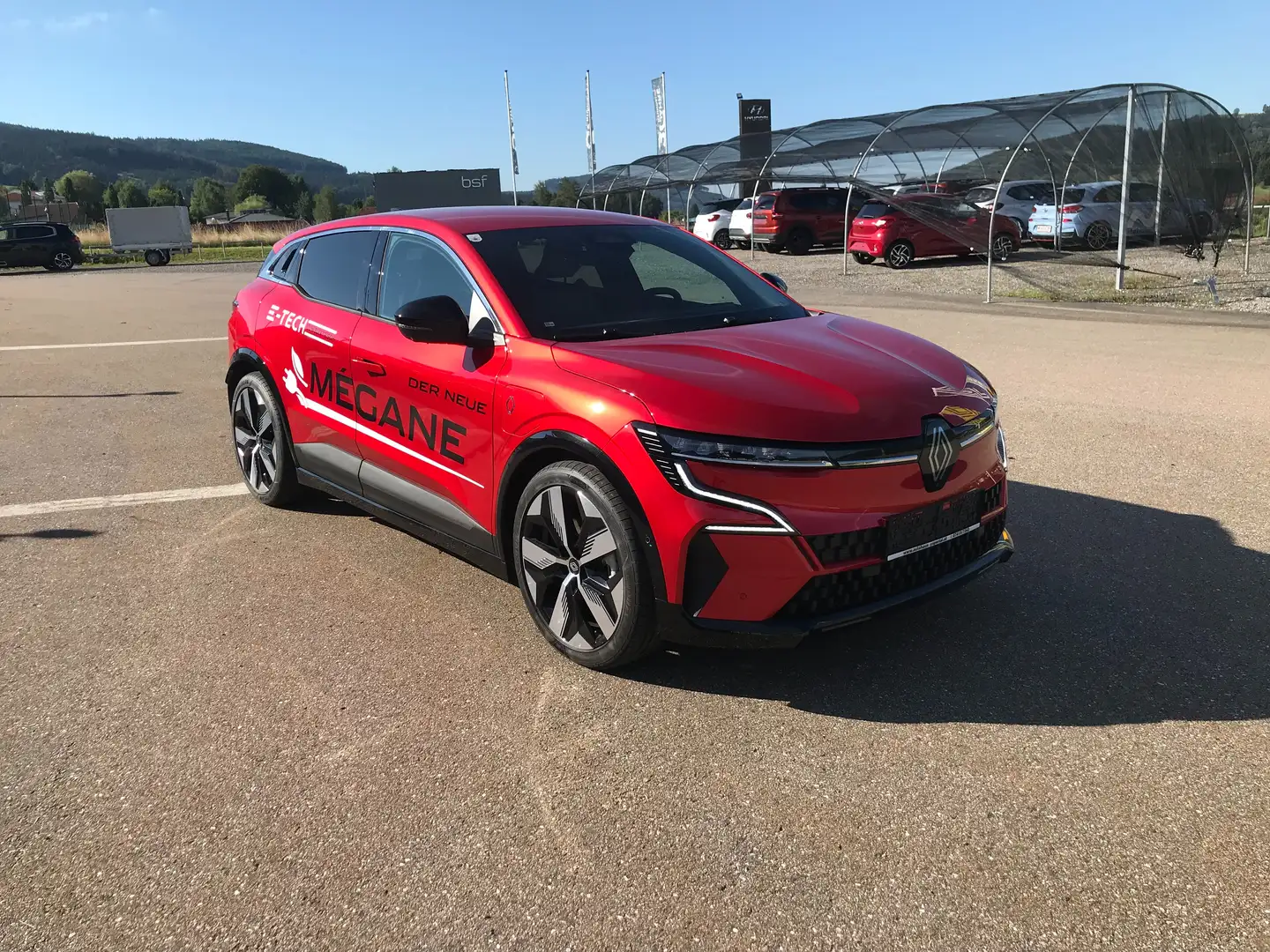 Renault Megane E-Tech Techno E-Tech Electric EV 60 220hp optimum charge Rot - 1