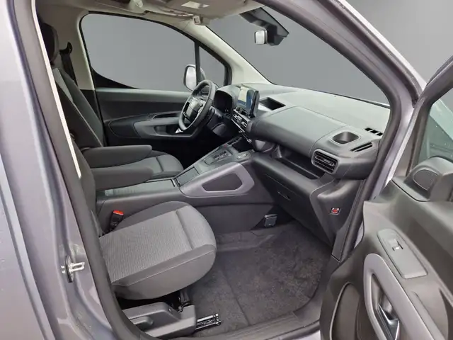 Toyota Proace City view 12