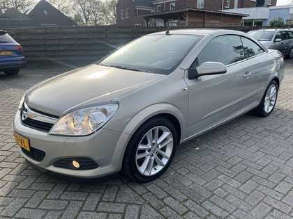 Opel Astra TwinTop 1.6 Temptation airco