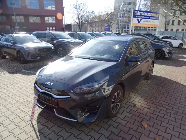 Kia Ceed view 2