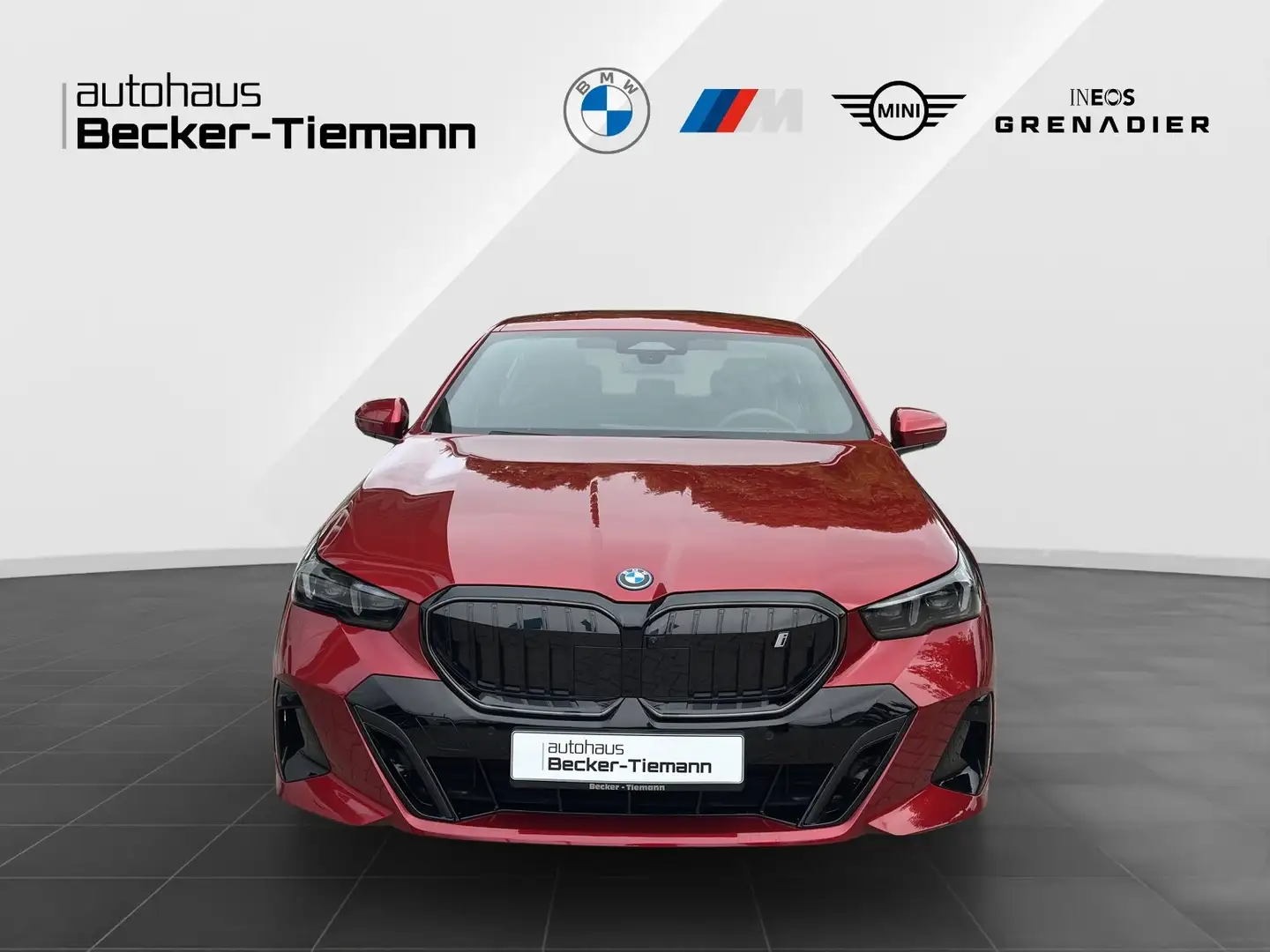 BMW i5 eDrive40 Limousine 21" / M Paket / ParkAss+ / Harm Rood - 2