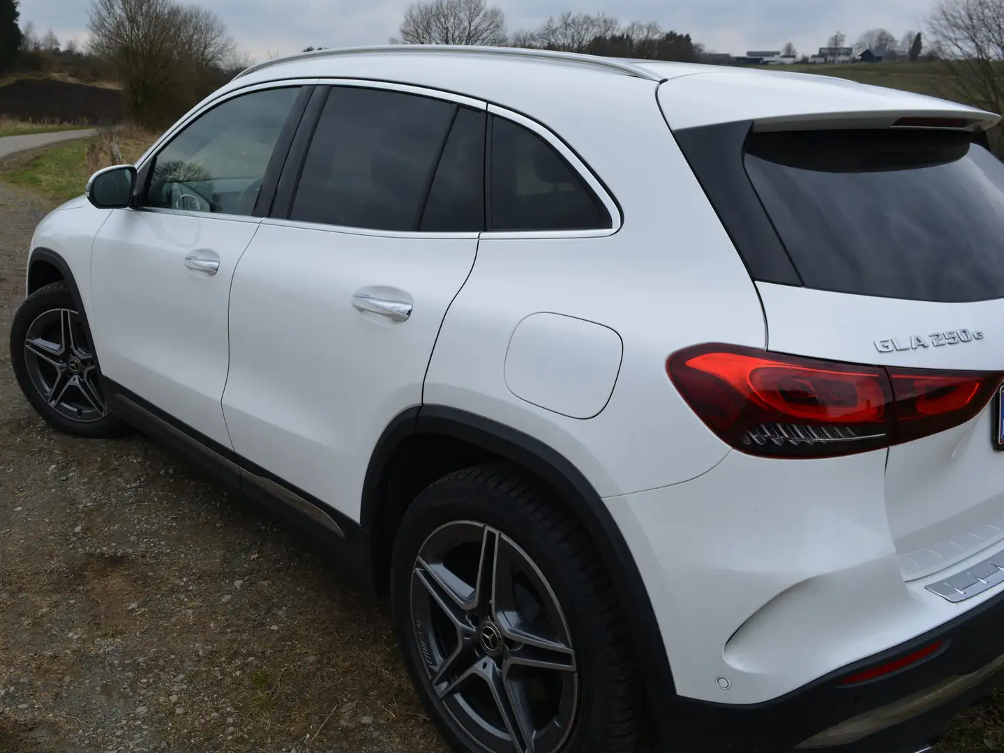 Mercedes-Benz GLA 250 AMG Wit - 2