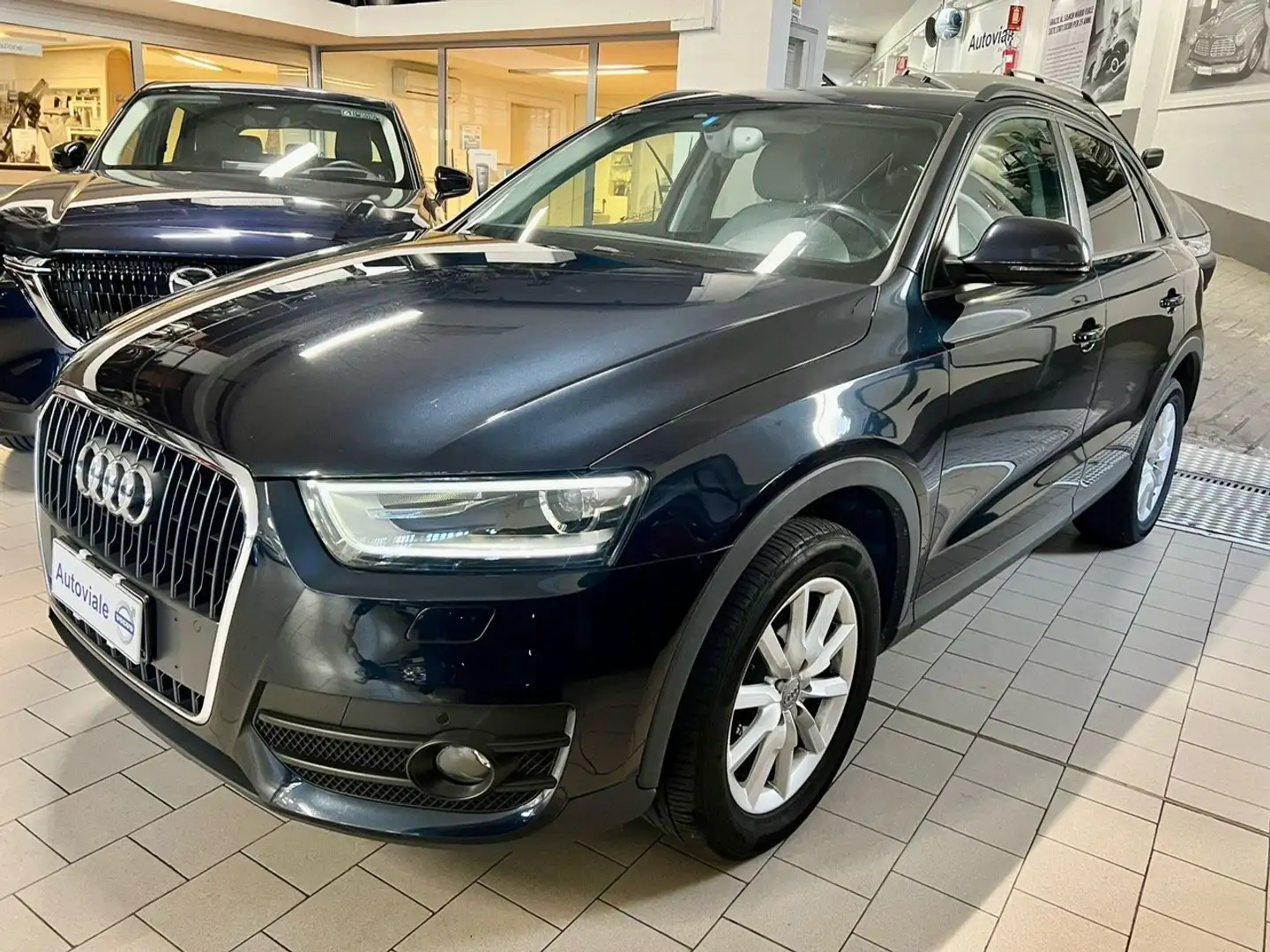 Audi Q3 Q3 2.0 tdi Business Plus quattro 140cv Blauw - 1