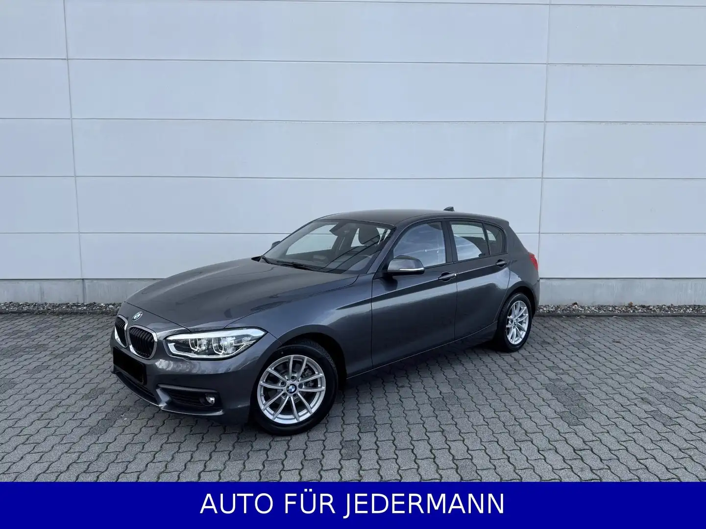 BMW 118 i Advantage*LED*Navi*SHZ*Tempomat* Grau - 1