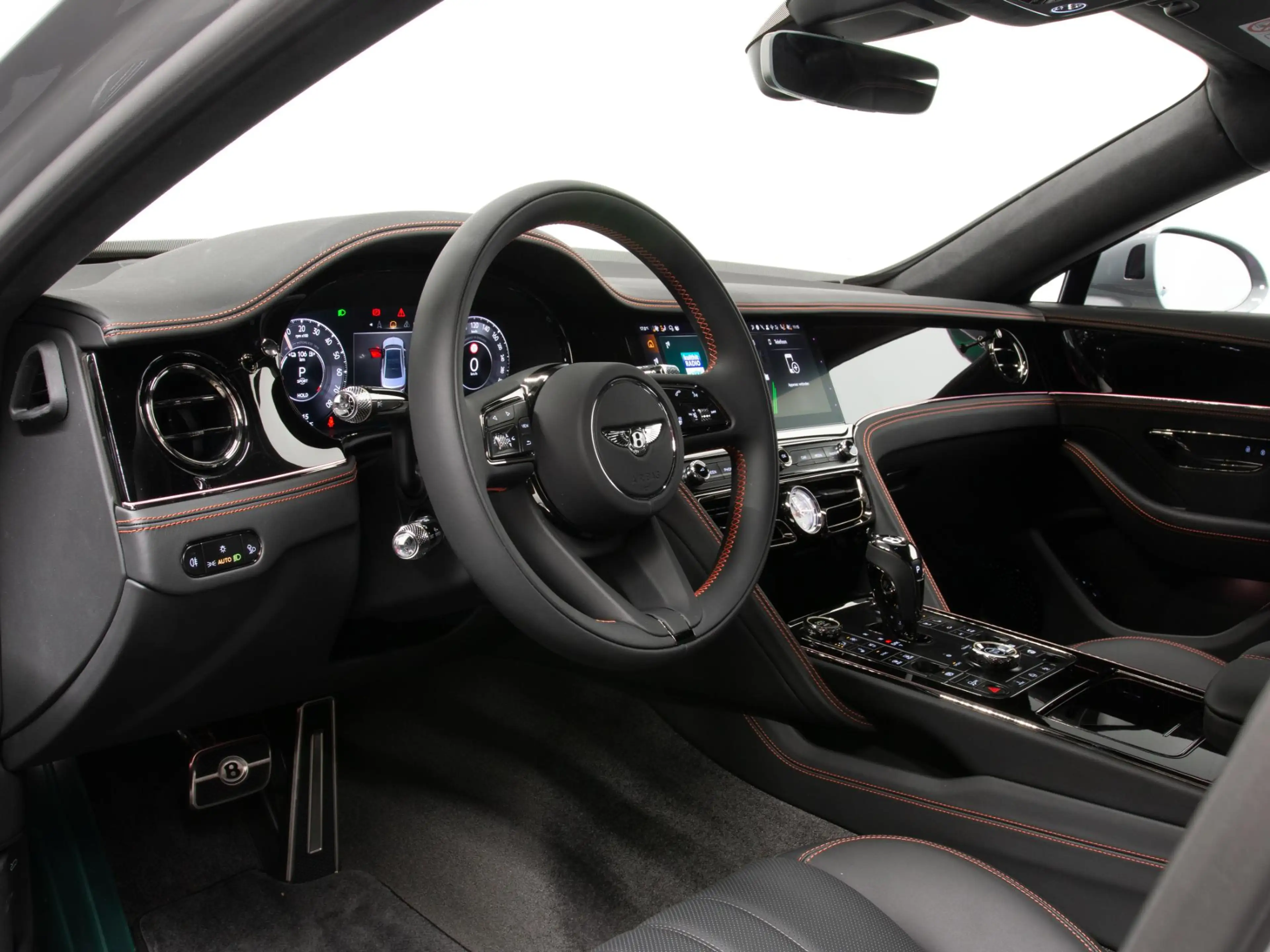 Bentley Flying Spur 4.0 V8 Hybrid Black Edition TOURING SPEC | B&O — photo 9