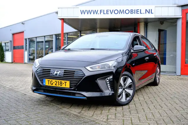 Hyundai IONIQ 1.6 GDi Premium Aut. Pano|Leder||Navi|Cam|Apple Ca