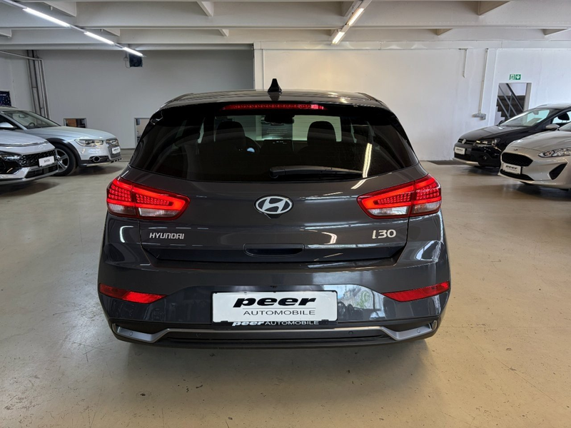 Hyundai i30 i30 Kombi 1,0 TGDI Comfort Line Comfort Line — photo 10