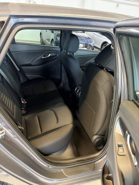 Hyundai i30 i30 Kombi 1,0 TGDI Comfort Line Comfort Line — photo 13