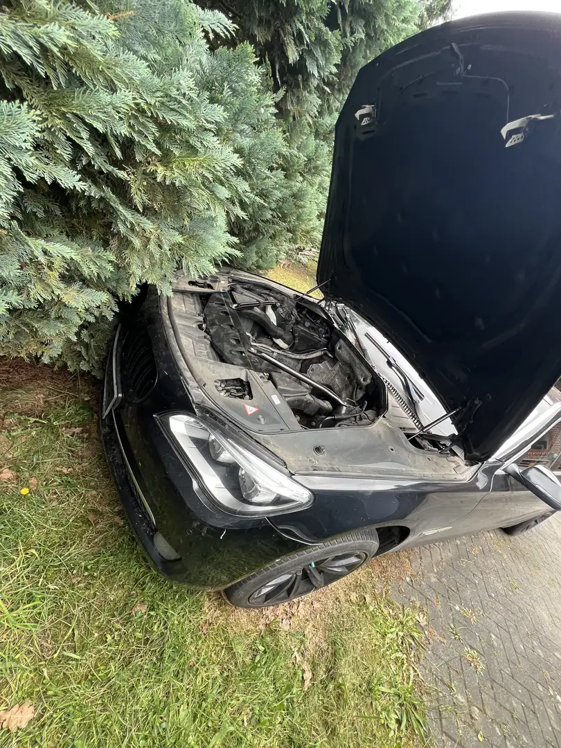BMW 750 750Li xDrive - 2