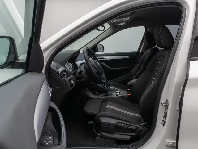 BMW X1 view 19