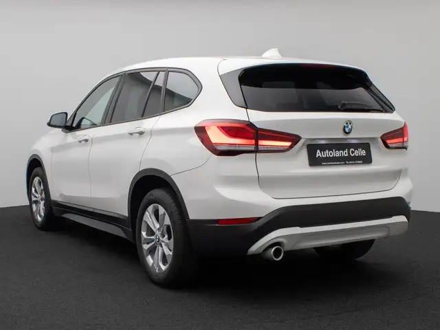 BMW X1 view 9
