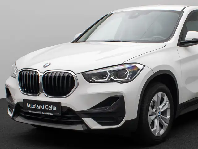 BMW X1 view 16