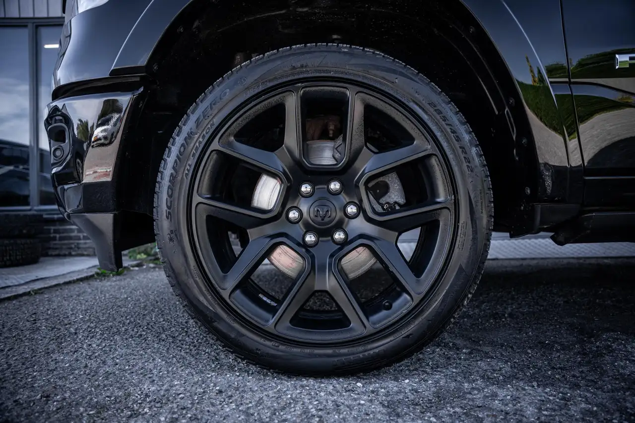 Dodge RAM 2022 — фото 17