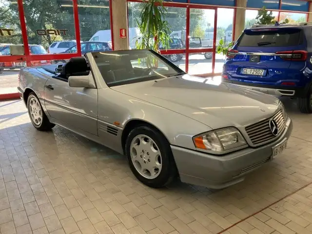 Mercedes-Benz SL 320