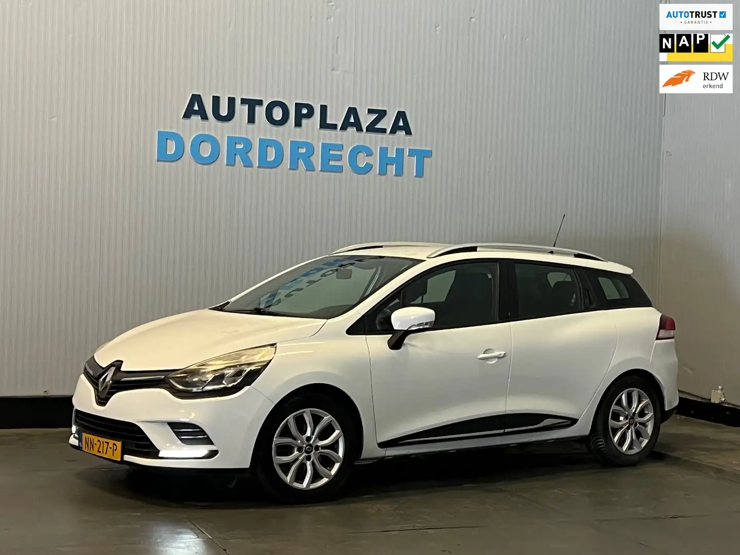 Renault Clio Estate 0.9 TCe Zen Blanc - 1