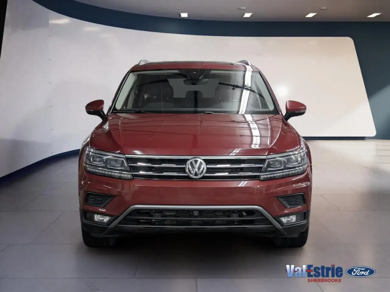 Volkswagen Tiguan снимка Volkswagen Tiguan