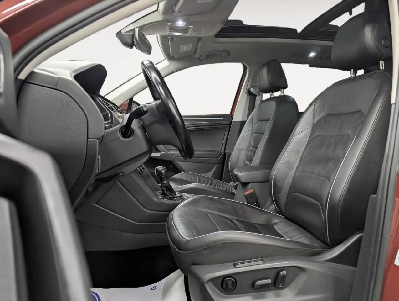 Volkswagen Tiguan снимка Volkswagen Tiguan