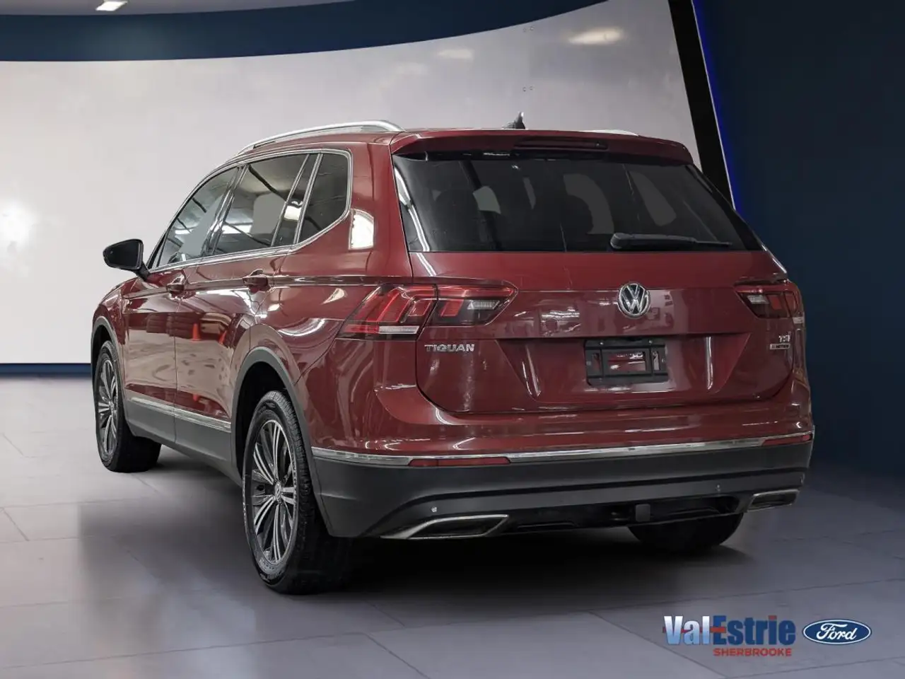 Volkswagen Tiguan снимка Volkswagen Tiguan