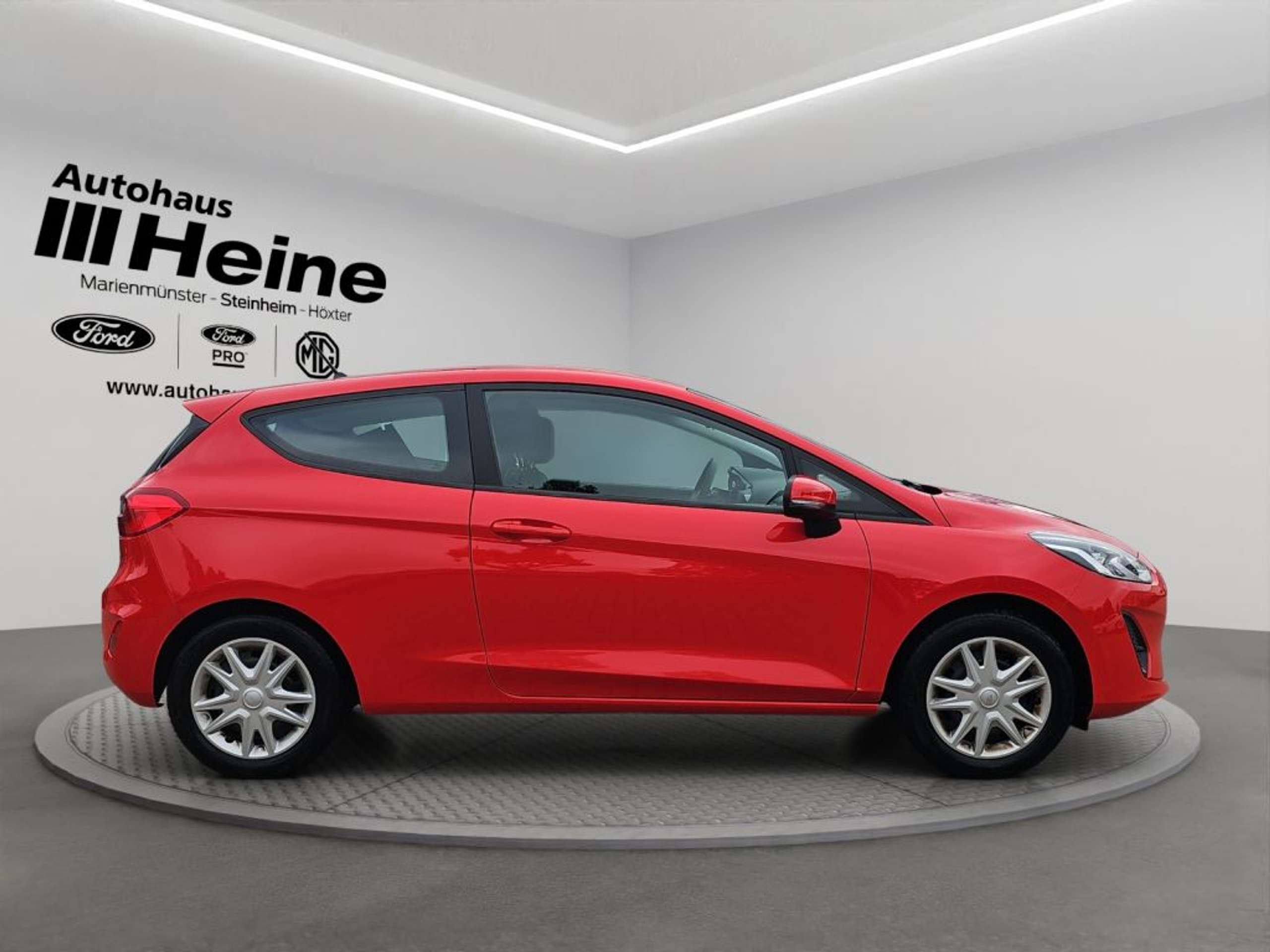 Fahrzeugabbildung Ford Fiesta 1.1 S&S TREND - mit KI generiert/bearbeitet