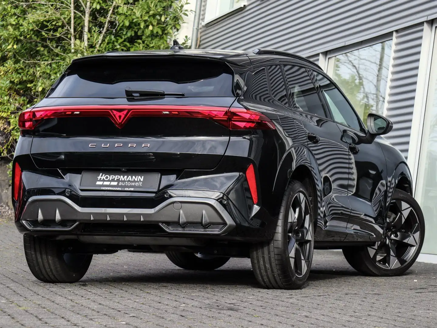 CUPRA Terramar 2.0 TSI 4D VZ PANO HuD SENNHEISER KAMER Nero - 2