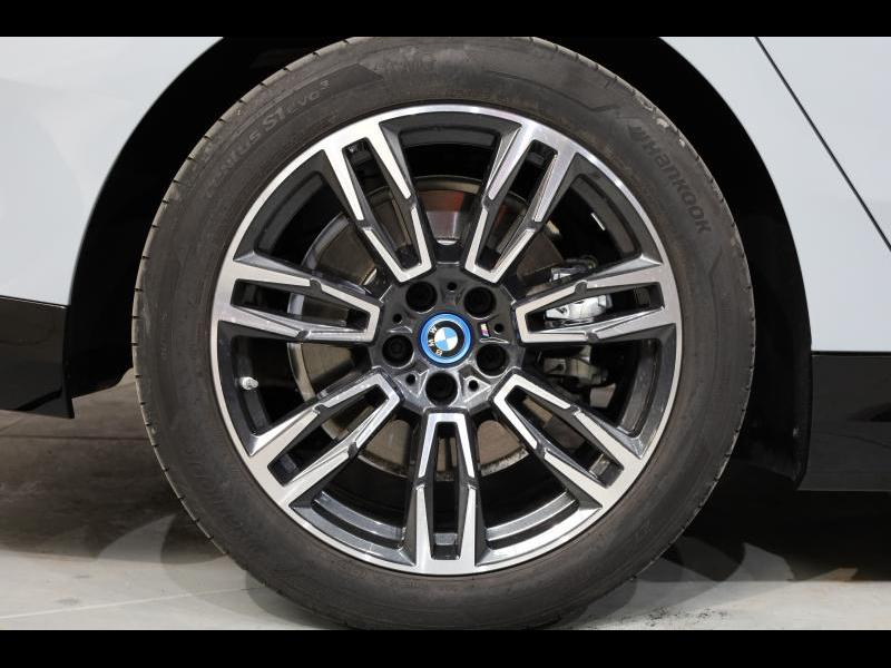 BMW 530 e Touring Kit M Sport — photo 8