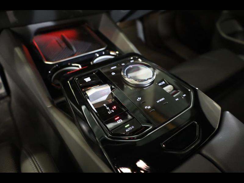 BMW 530 e Touring Kit M Sport — photo 12