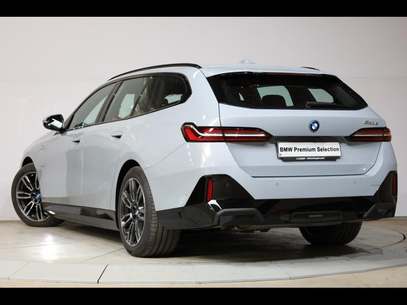 BMW 530 e Touring Kit M Sport — photo 5
