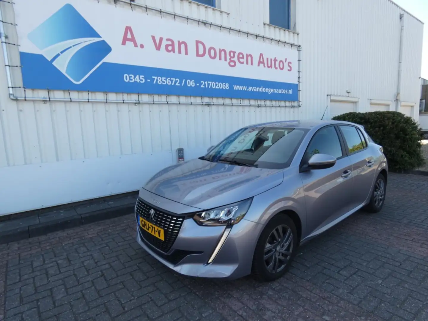 Peugeot 208 1.2 PT ALLURE PACK Automaat,Navi,Cruise,PDC Gris - 2