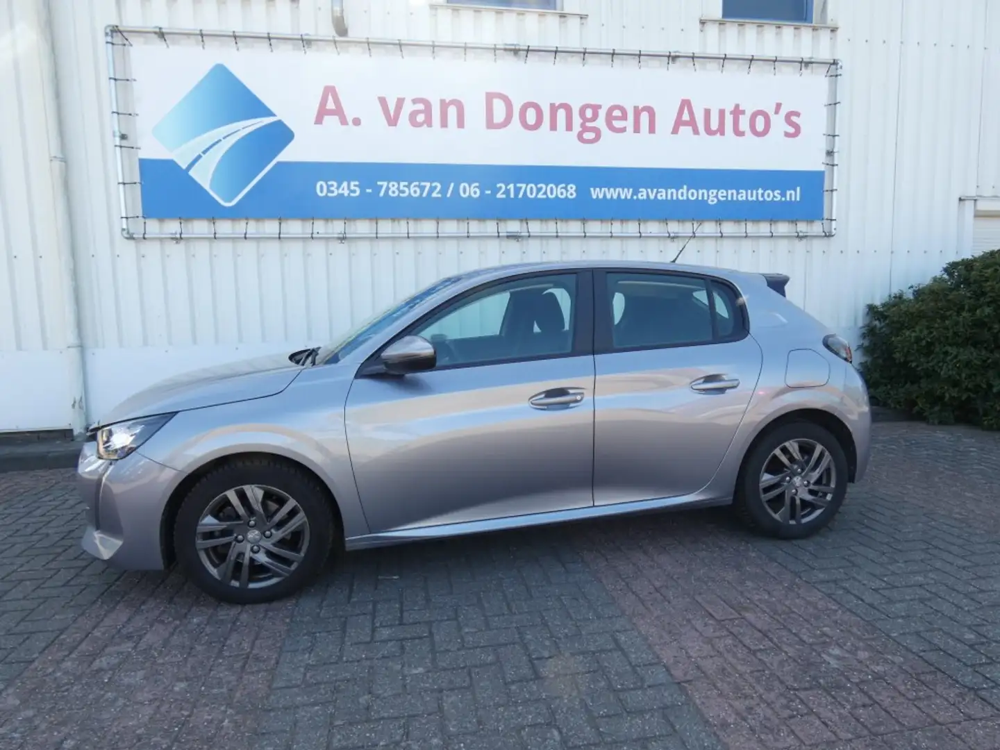 Peugeot 208 1.2 PT ALLURE PACK Automaat,Navi,Cruise,PDC Gris - 1