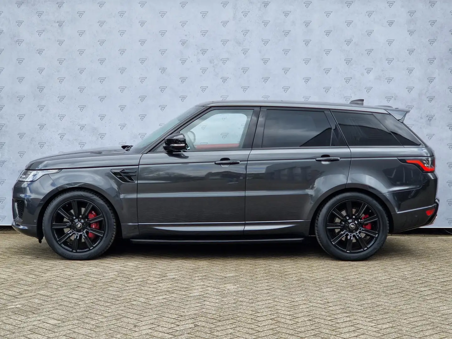 Land Rover Range Rover Sport 2.0 P400e HSE Dynamic | Pano | Luchtvering | Merid Grey - 2