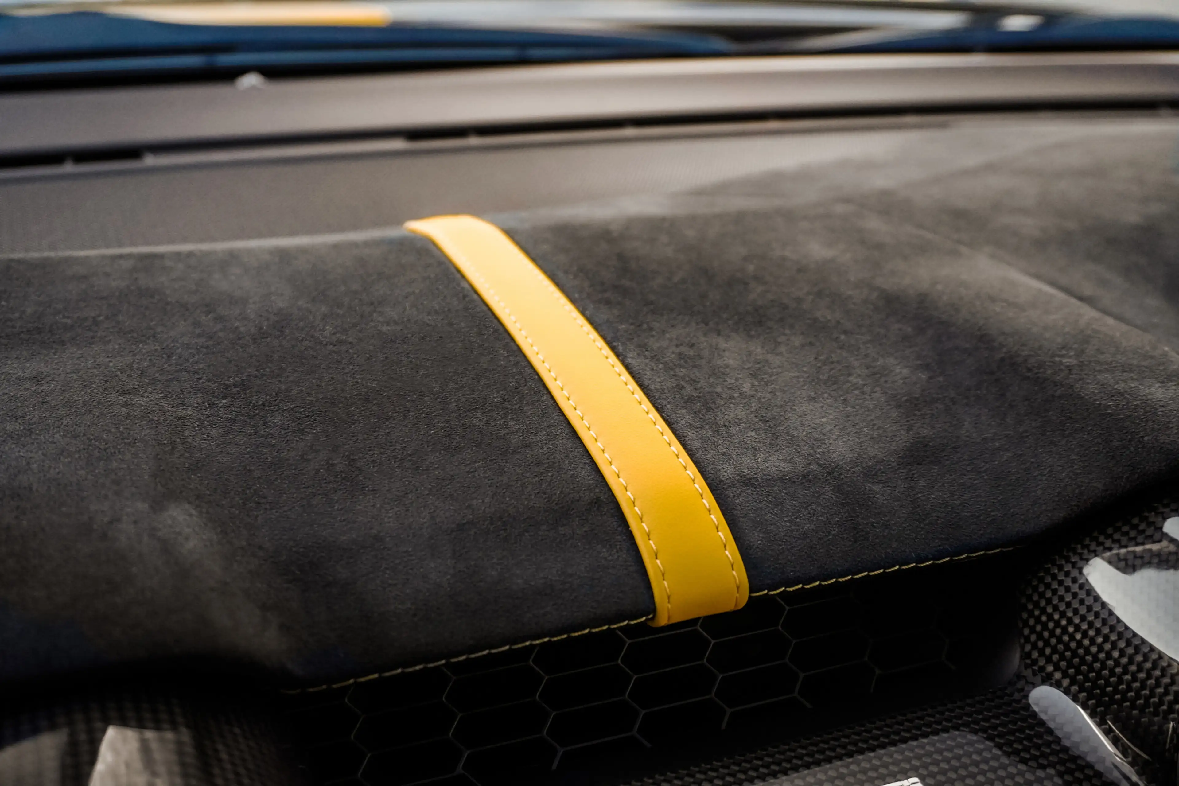 Ferrari 812 Competizione - Blu Tour de France - 1 of 999 — photo 11