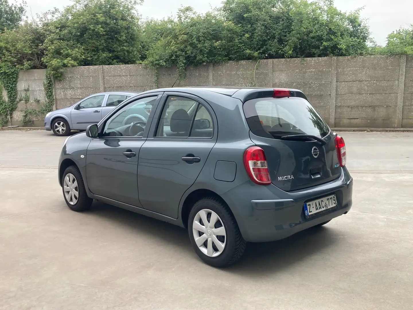 Nissan Micra 1.2 benzine 2013 met 107000km*airco*garantie*EURO5 Gris - 1