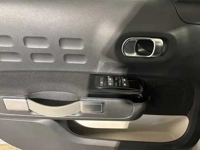 Citroen C3 view 10