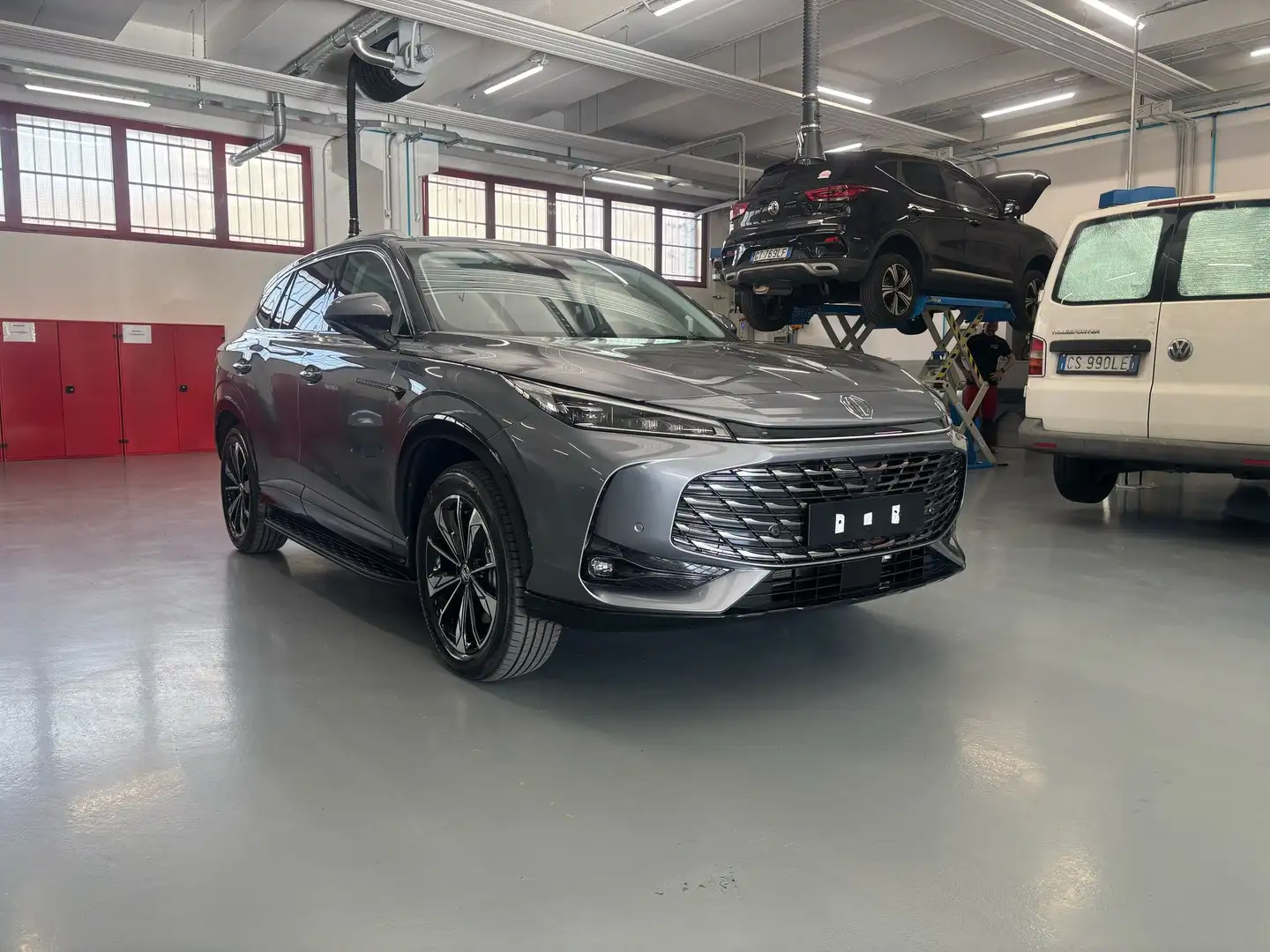 MG HS NEW HS PHEV COM - Sterling silver Grigio - 1