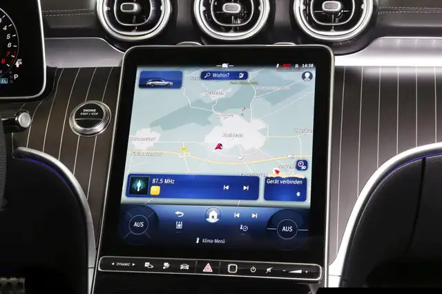Mercedes-Benz C-Class view 11