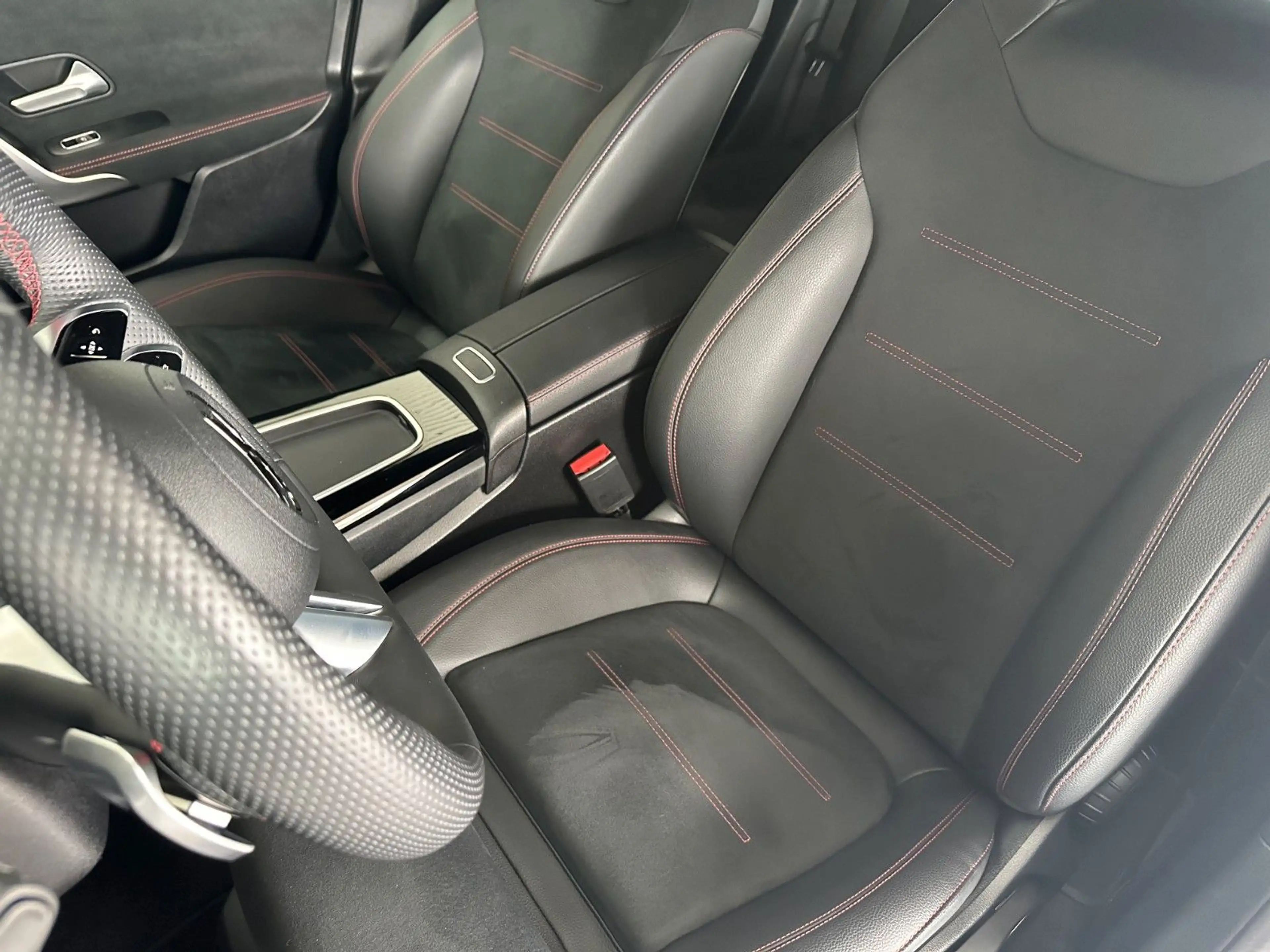 Mercedes-Benz A 220 4Matic*AMG-Line*SHZ*Key-less*LKA*DAB*Tempo — photo 10