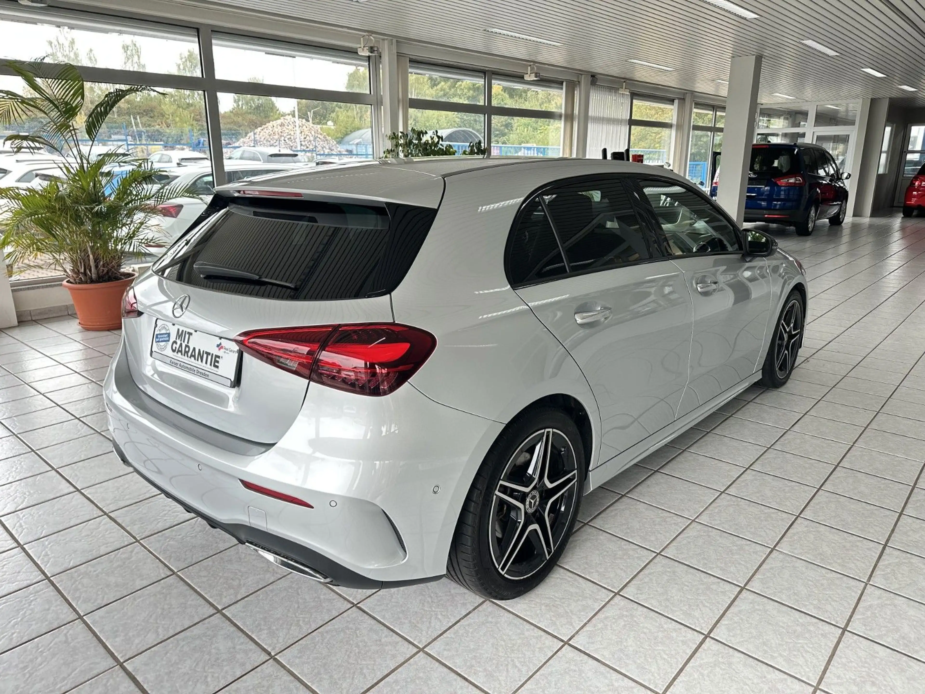 Mercedes-Benz A 220 4Matic*AMG-Line*SHZ*Key-less*LKA*DAB*Tempo — photo 5
