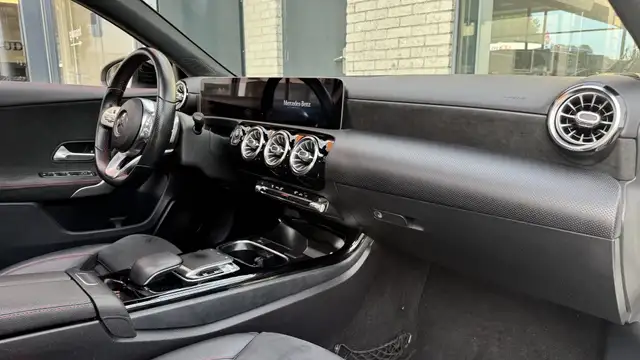 Mercedes-Benz A-Class view 12
