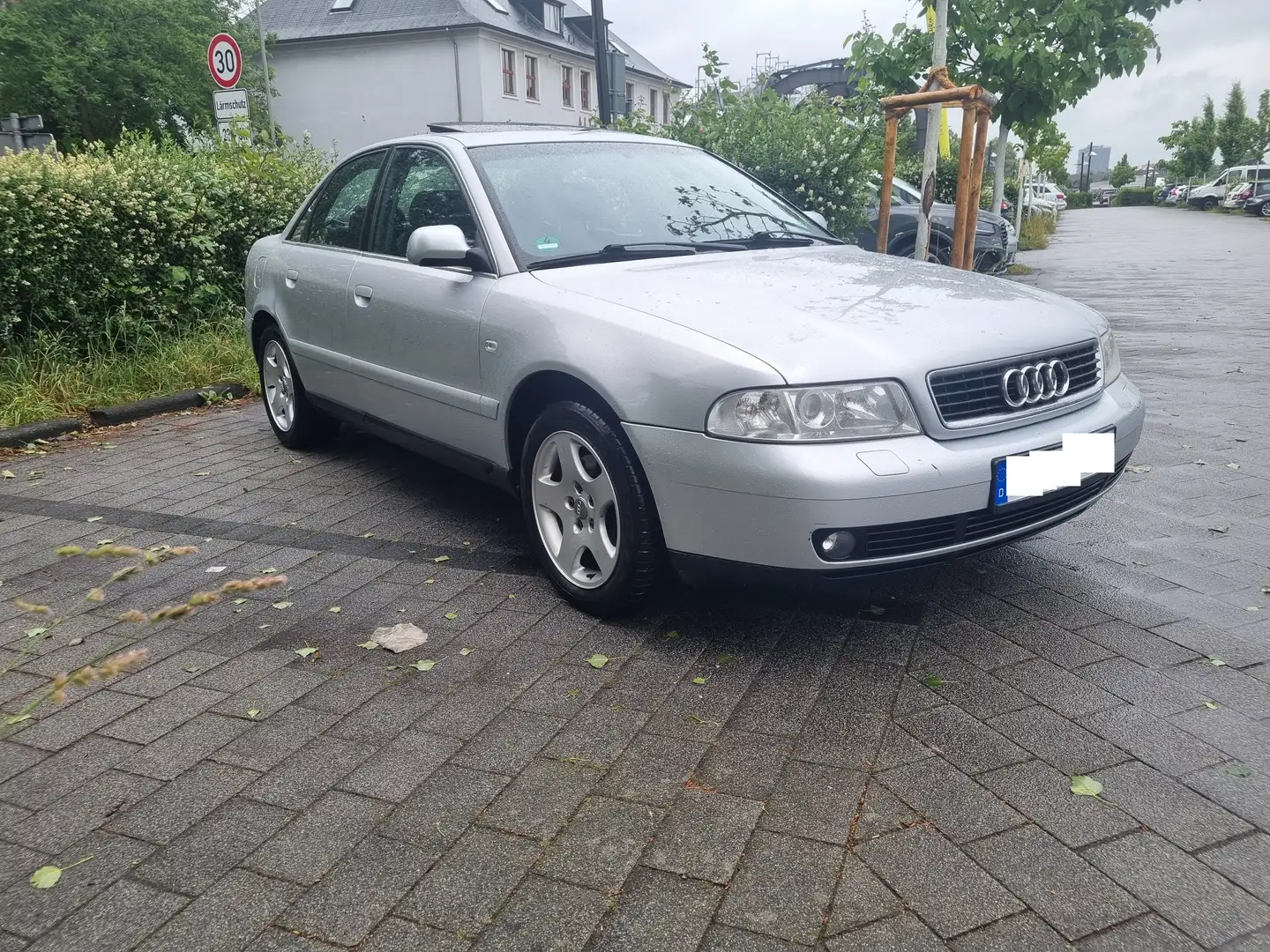 Audi A4 A4 B5 2.4  Limo Bj 1999 Facelift Autom Tiptronic Argintiu - 2