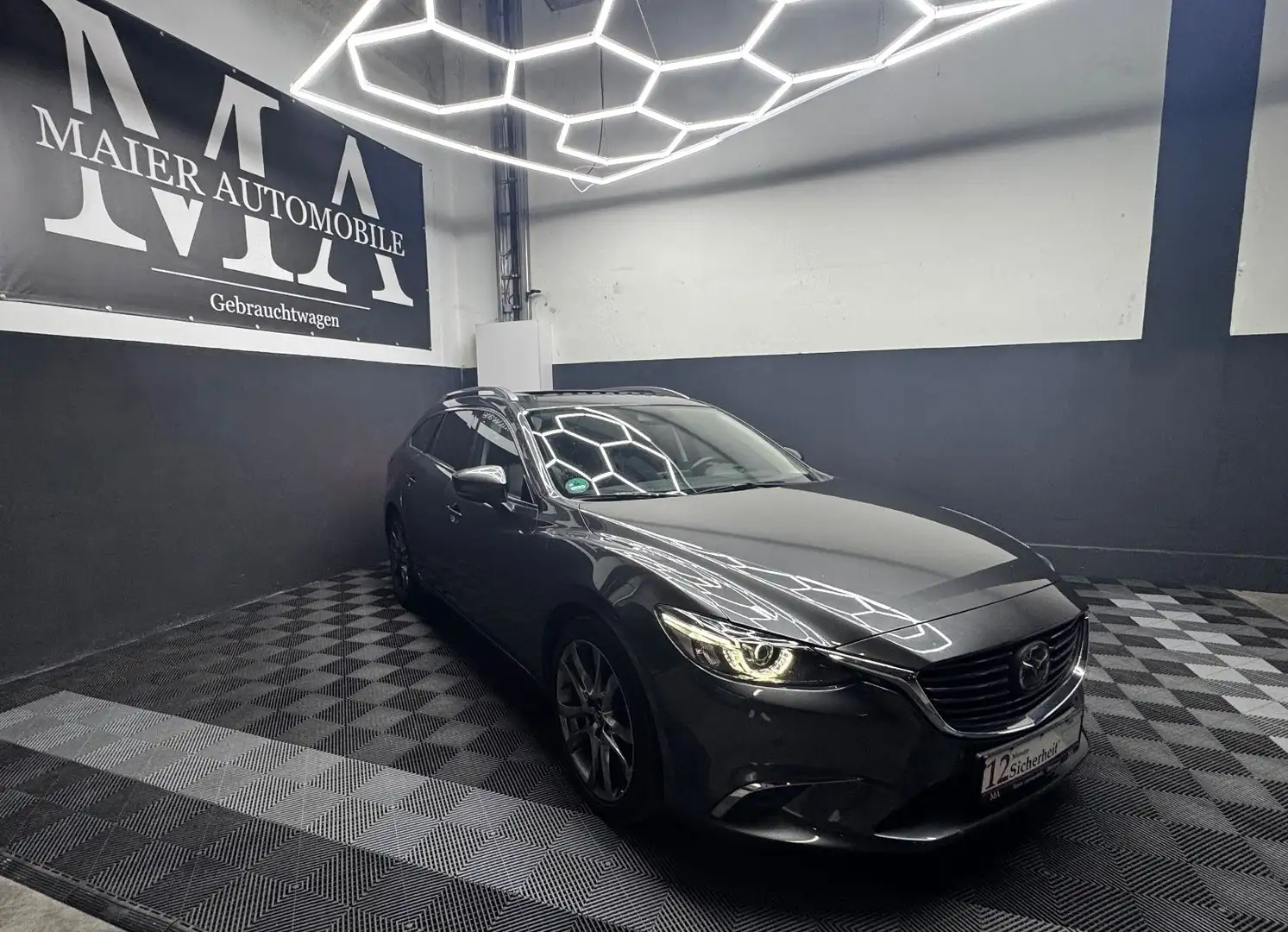Mazda 6 Kombi Nakama Intense*VOLLAUSST*ACC*AHK*KAMERA* Grau - 1