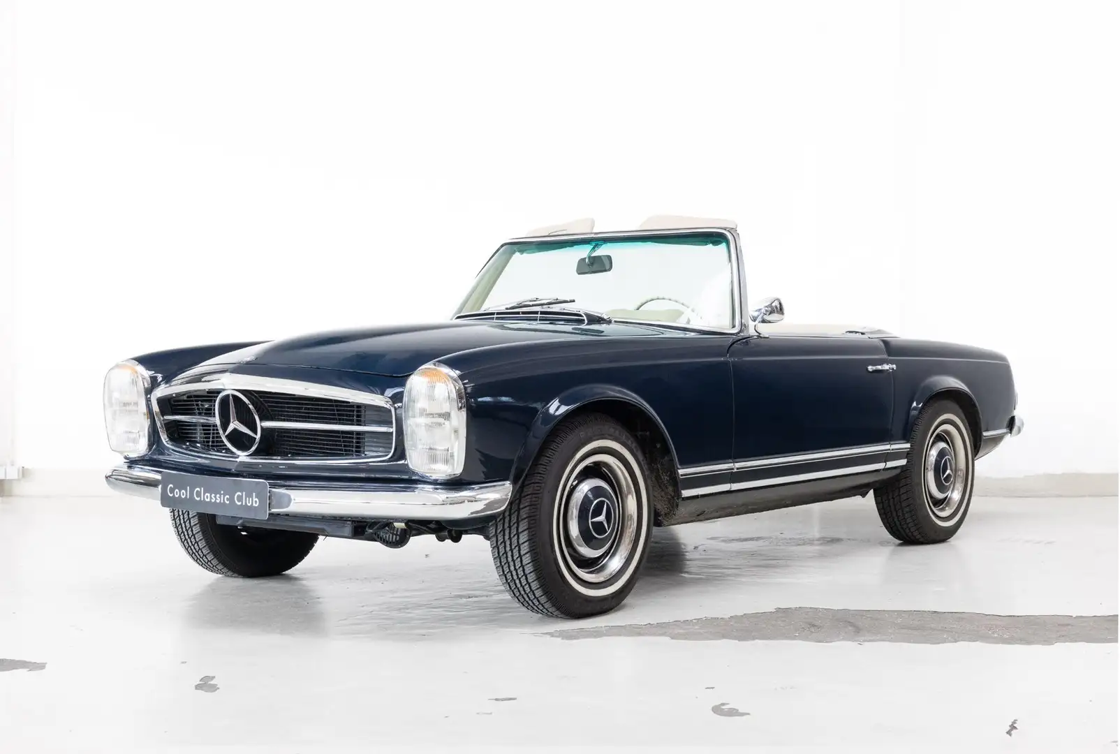 Mercedes-Benz SL 250 Pagode - Full Restoration - Swiss Delivery Azul - 1