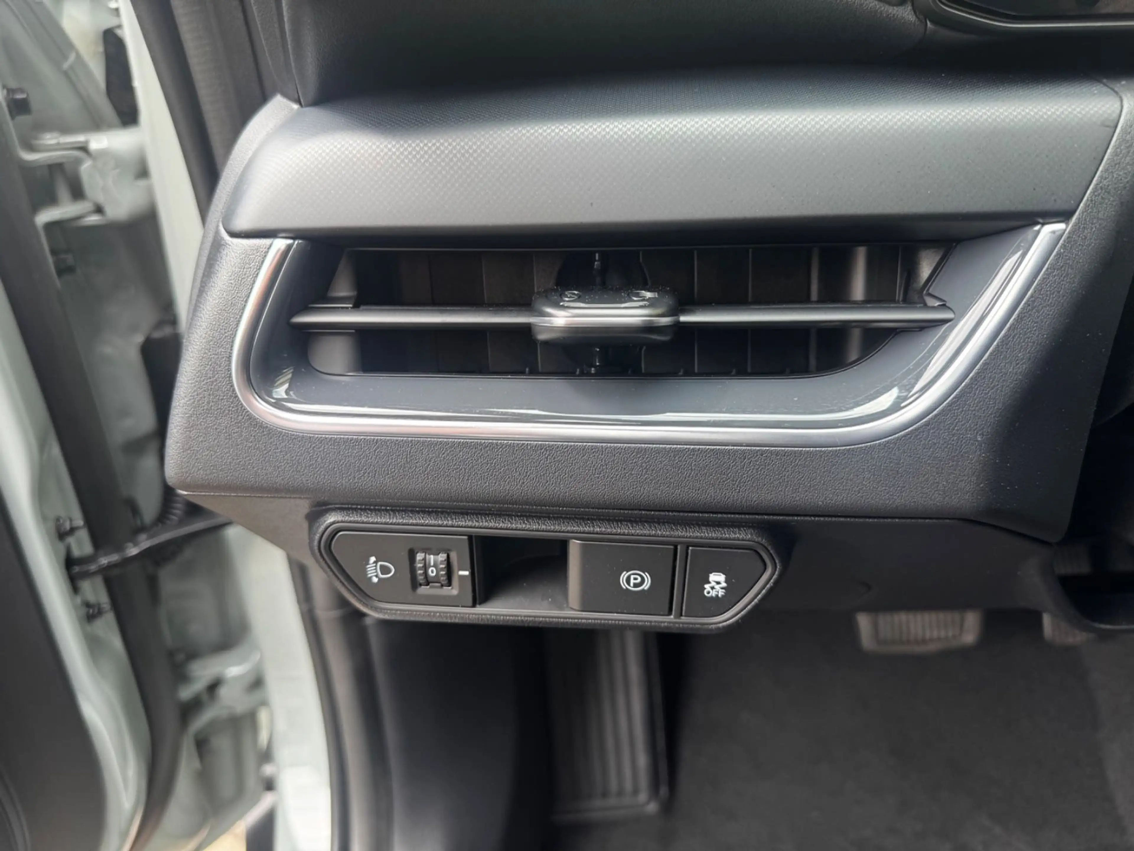 Kia K4 1.6 T-GDI 132 kW Spirit — photo 32