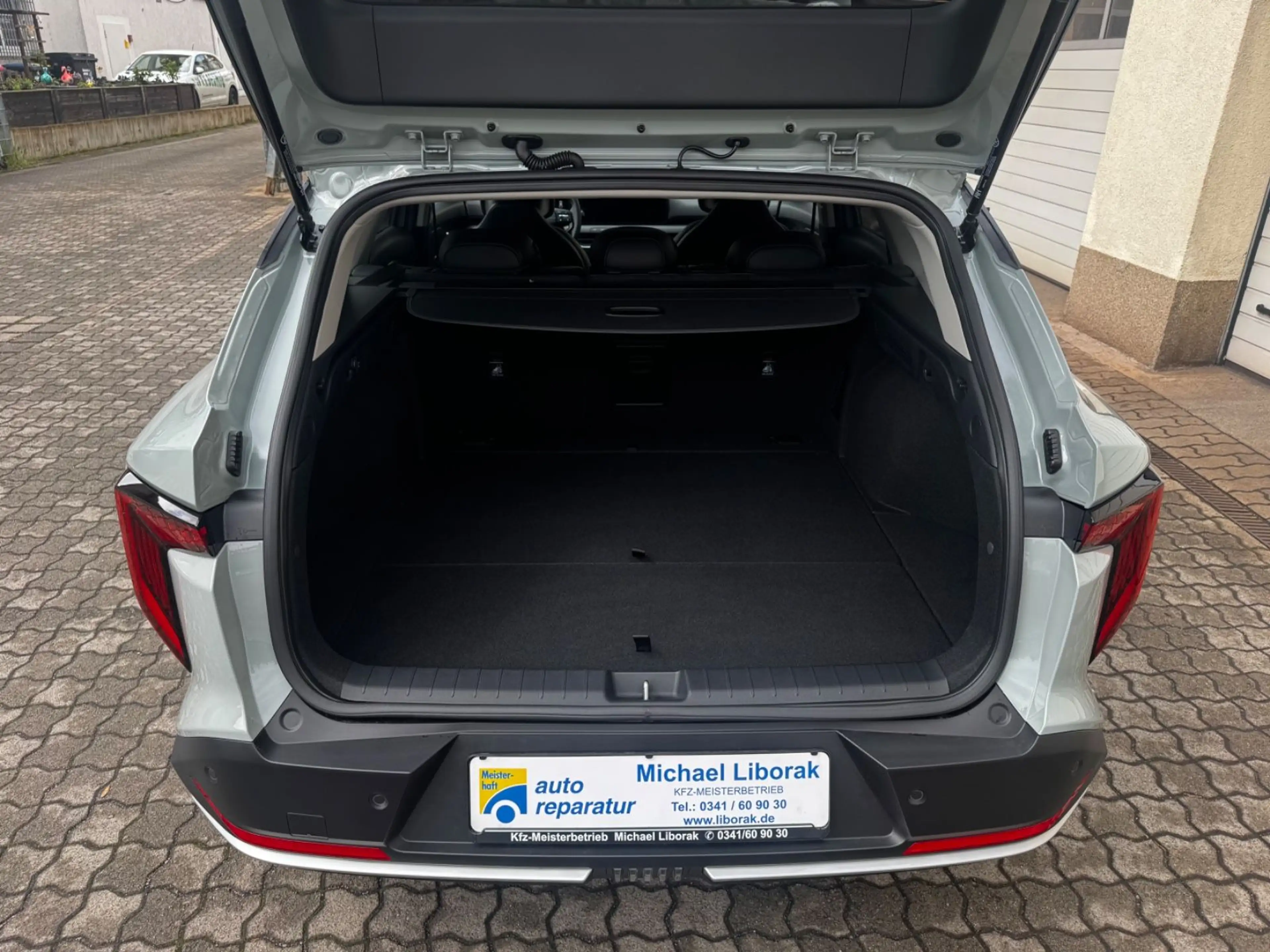 Kia K4 1.6 T-GDI 132 kW Spirit — photo 8