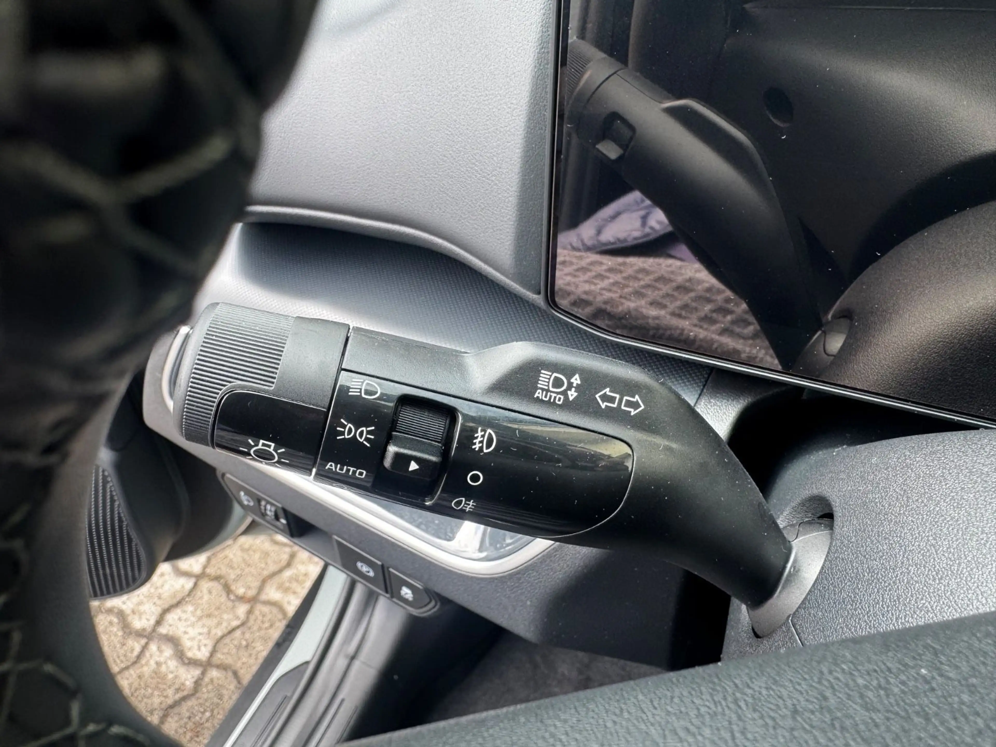 Kia K4 1.6 T-GDI 132 kW Spirit — photo 26