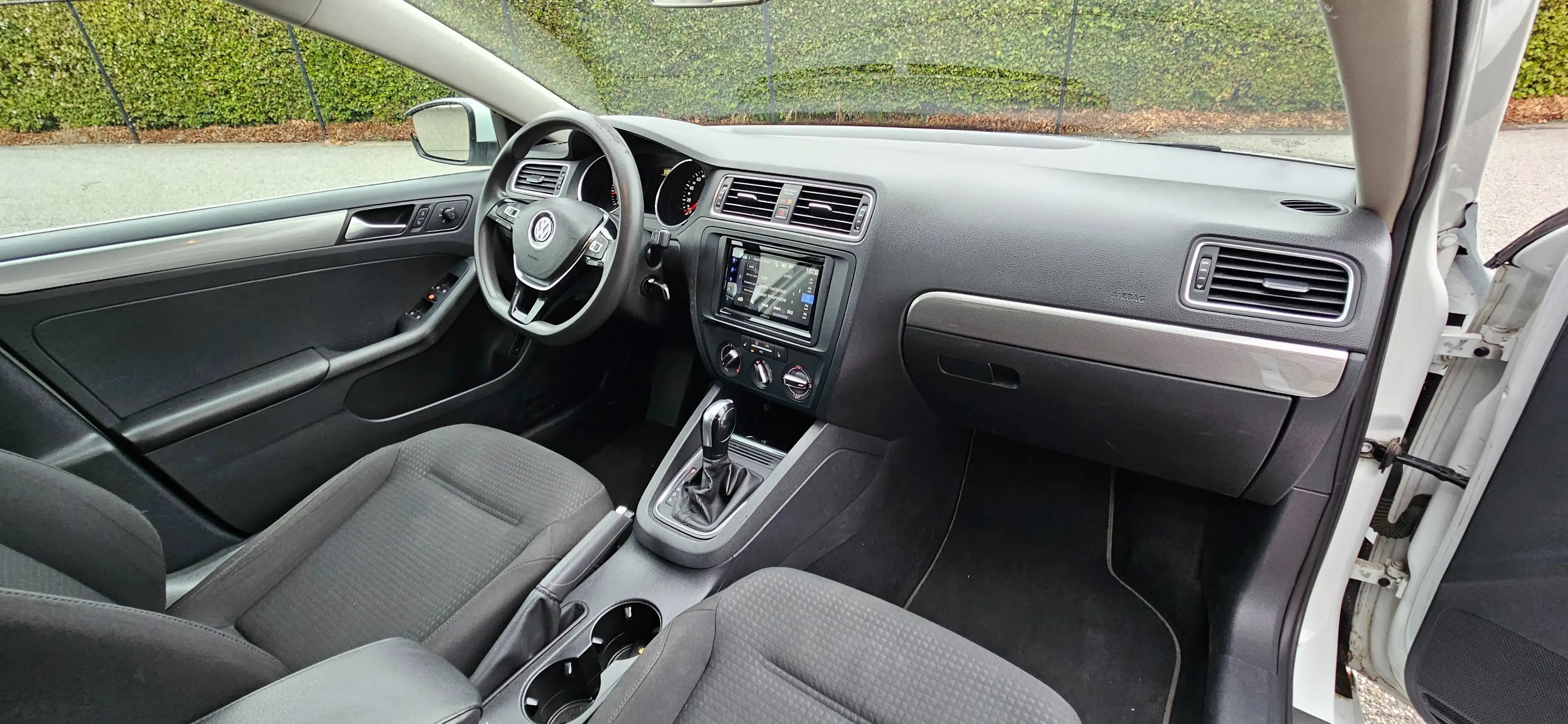 Volkswagen Jetta Jetta 1.4 TSI Sportline DSG — photo 11