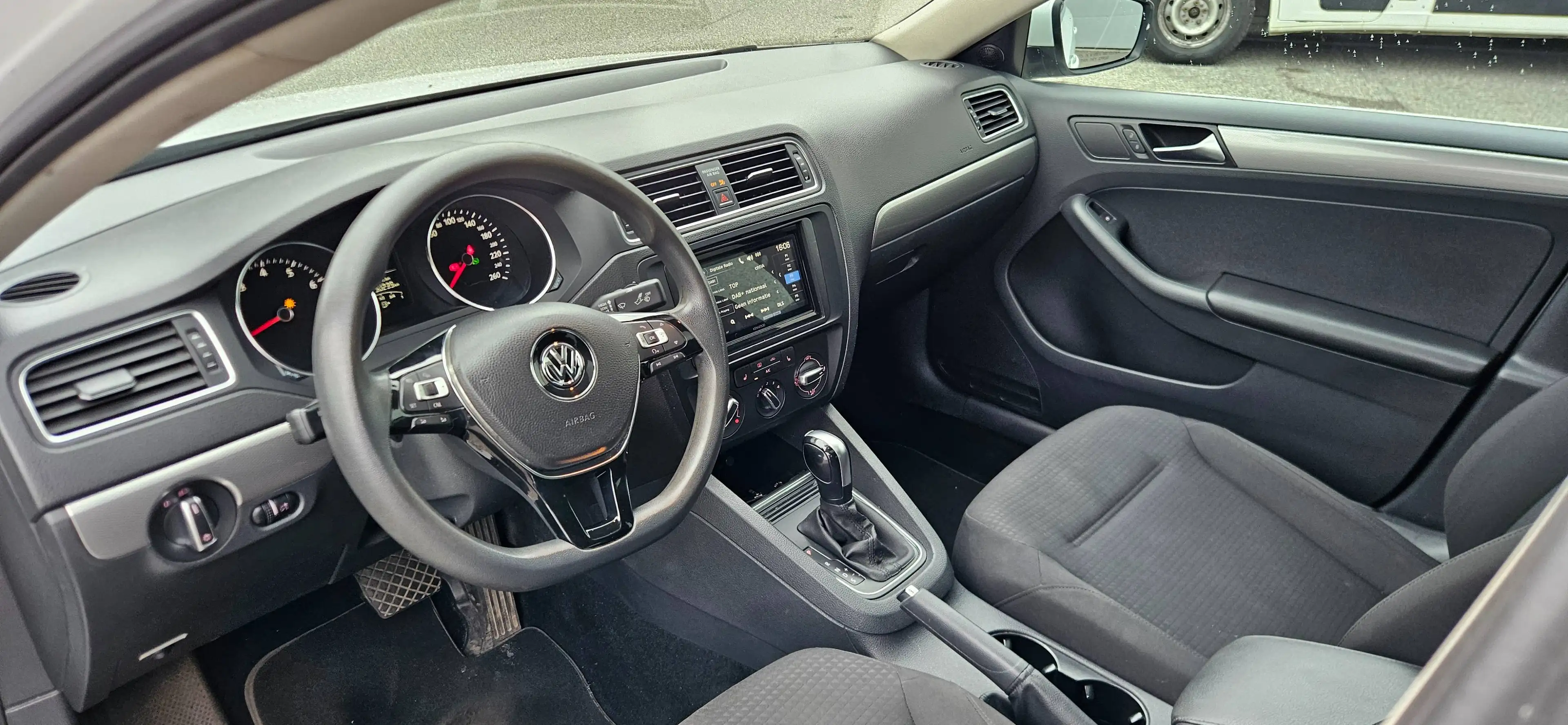 Volkswagen Jetta Jetta 1.4 TSI Sportline DSG — photo 14