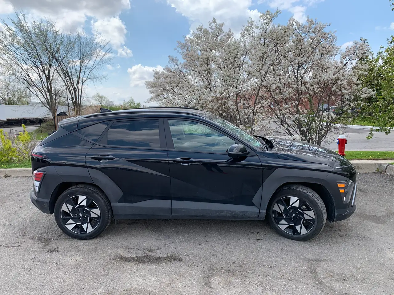 Hyundai KONA снимка Hyundai KONA