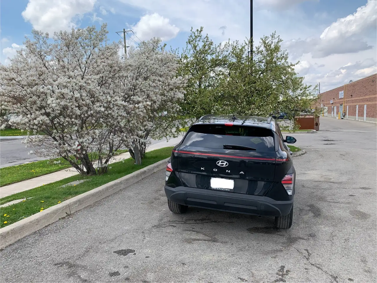 Hyundai KONA снимка Hyundai KONA